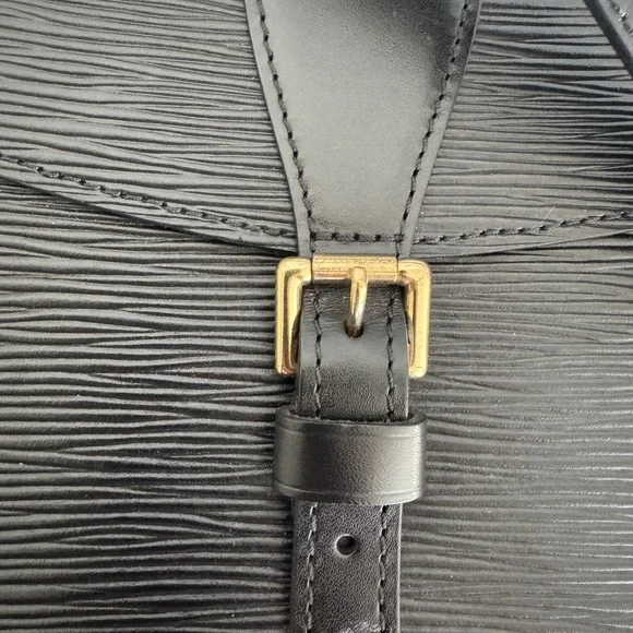 LOUIS VUITTON Jeune Fille MM Epi Leather Bag - Picture 4 of 15